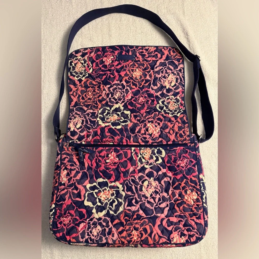 👜 Vera Bradley Quilted Laptop Messenger Bag | Floral Pink Navy | NWT